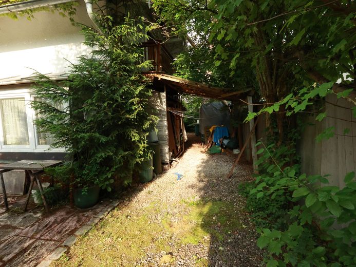 München-Waldperlach: Grundstück mit Altbestand – Photo 12