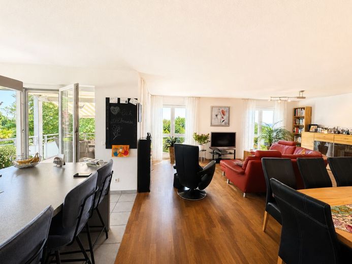 Wohntraum in Wuppertal-Katernberg - Moderne 4-Zimmer-Wohnung mit Aufzug – Wohnen