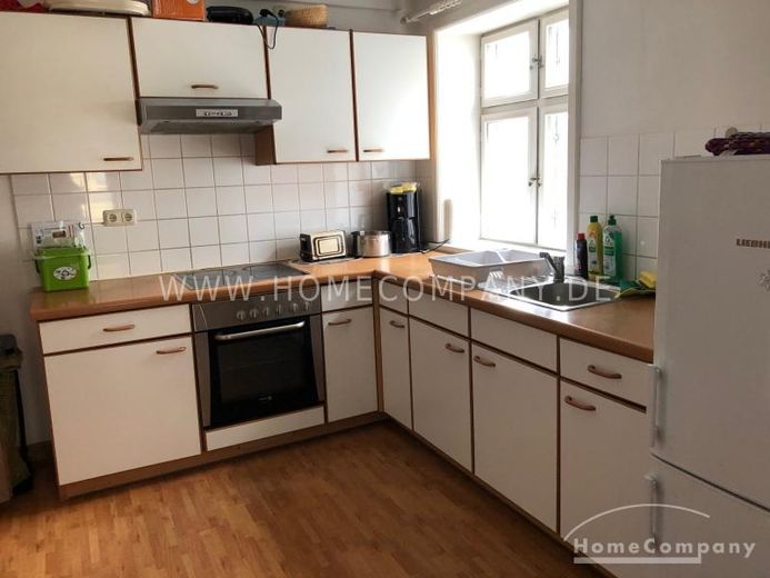 Bellissimo appartamento di 5 locali, arredato, ottime dotazioni. Cortile interno utilizzabile. – 426372d373f7a699378d1d9aee3ab24cda2eb58c.jpg