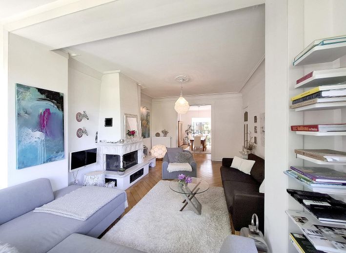 Wohnzimmer mit Schiebetür
