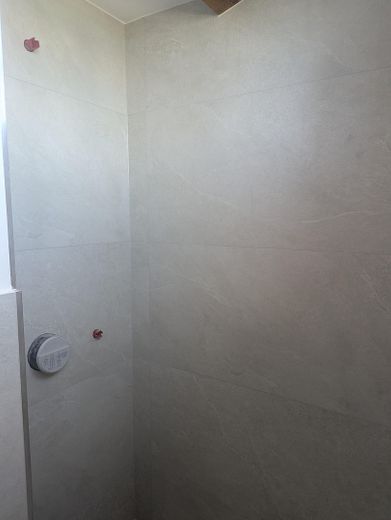 مسكن أحلام في أثر فردي في Obertraubling – Dusche im Bad 1.OG
