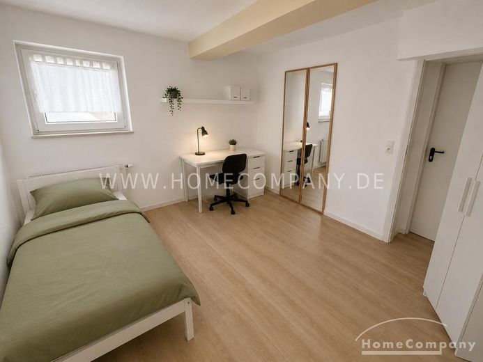 28154 HomeCompany Dresden Appartamento arredato con 4 locali a Radebeul con terrazza max. 6 persone – 367968341beec0a406e965d1c20c25edd47e47f7.jpg