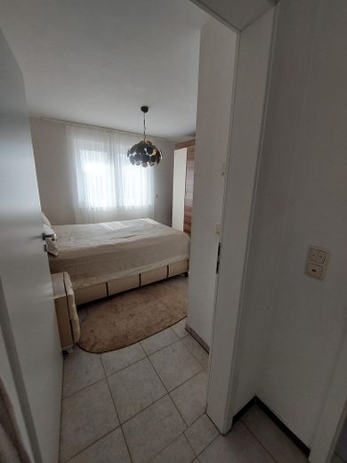 Casa unifamiliare con veranda invernale ;terrazza; giardino e garage.  !!(prezzo trattabile) – Foto 6