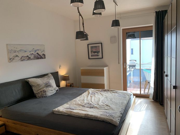 Leben wo andere Urlaub machen - Eine 3-Zimmer Wohnung die alles verbindet - Provisionsfrei ! – Schlafzimmer