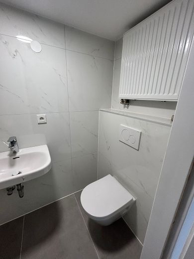 Erstbezug nach Kernsanierung – Moderne Wohnung mit 2 Klimaanlagen am Rudolfplatz – फोटो 6