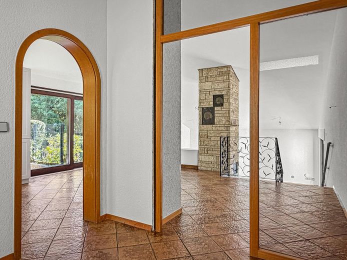 Heilbronn-Ost Bestlage: Architektenhaus mit Einliegerwohnung & Garten – Eingangsbereich