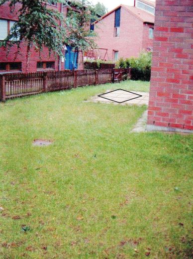 Nutzbare Terrasse im Grünen