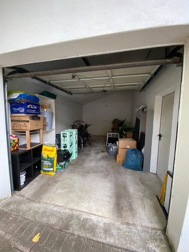 Sofort bezugsfrei nach Renovierung | Findorff | Garage | provisionsfrei | nahe Bürgerpark – Garage Innenansicht