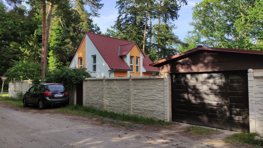 Einfahrt in die Garage