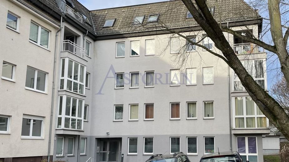 Helle 3-Zimmer-Wohnung mit malerischem Ausblick in Reinickendorf – Gebäude