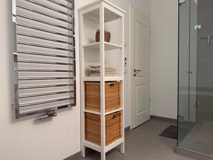 Appartamento di 3 locali di 92m² inondato di luce con 2 balconi, Ottensen/Othmarschen – Vollbad