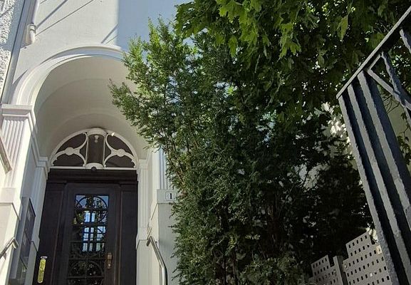 Bremen – Barkhof von privat: Repräsentative Hochparterre-Wohnung