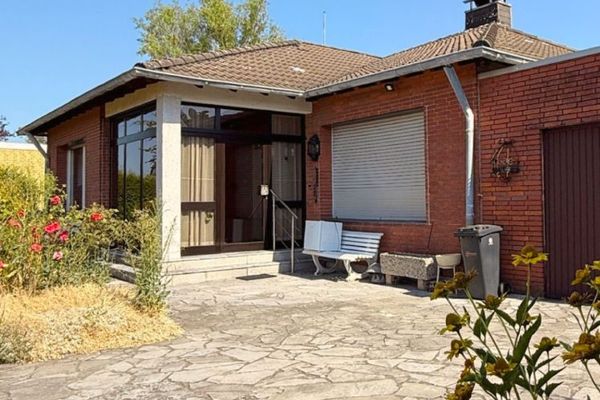 Freistehender Bungalow mit Garten und Garage, Stolberg - Donnerberg!