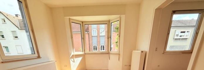 Leben Sie Ihren Traum vom Eigenheim:
Saniertes, großzügiges Haus mit großem Grundstück