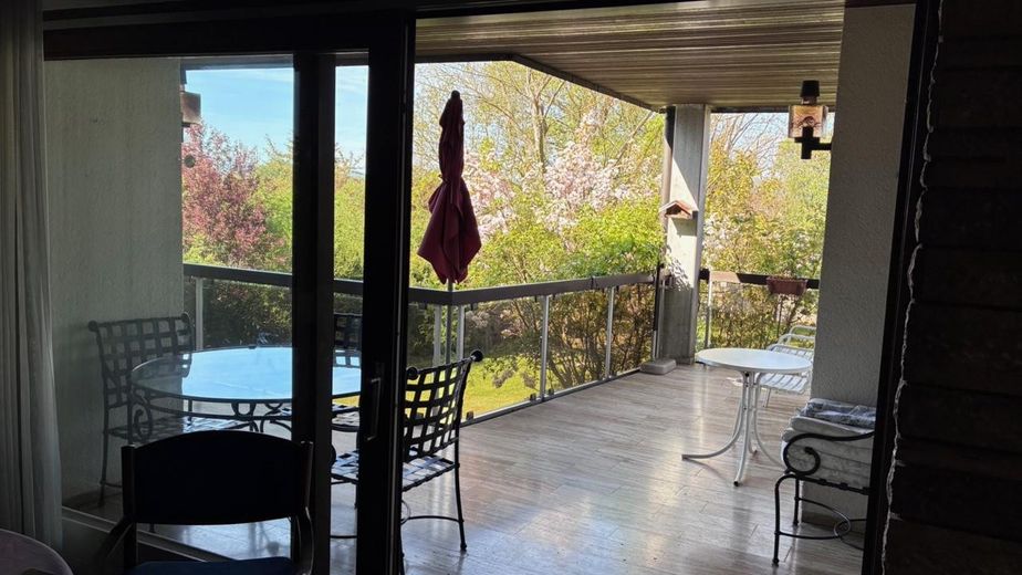 Villa d'architetto in stile Bauhaus con vista sulla valle del Main – Balkonzugang Esszimmer OG