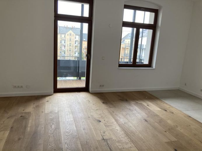 Zweitbezug! Hochwert. 3-Zi. mit Wanne, Westbalkon, EBK &amp; Parkett in Uni und-Zentrumsnähe! – IMG_3548