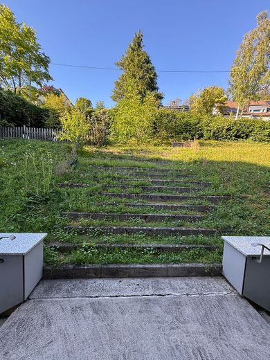 Rarität: 2-Zi.-Gartenwohnung mit Kfz-Stpl. in Toplage (inkl. Einbauküche) – Foto 12