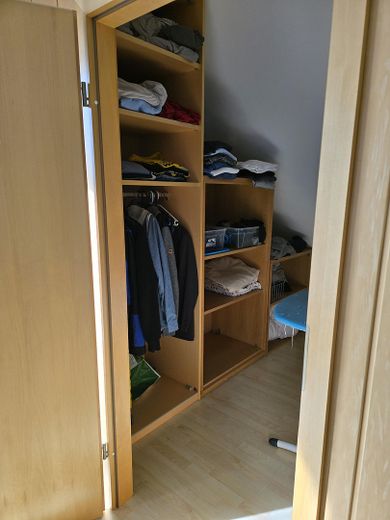 Begehbarer Kleiderschrank
