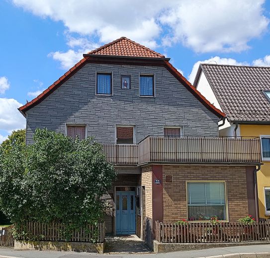 ehemaliges Wohn- und Geschäftshaus in Plankenfels zu verkaufen – Foto 1