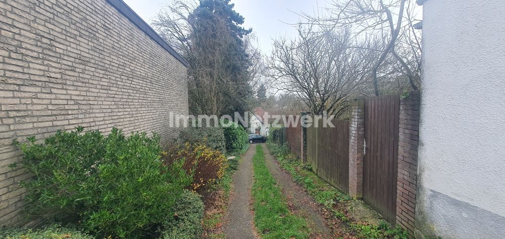 NEU***tolles Baugrundstück inklusive Baugenehmigung in der Natur des Wurmtals***NEU – Zufahrt