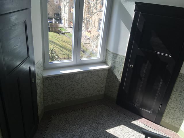 Günstige 2-Zimmer mit Wannenbad und Laminat in guter Lage! – IMG_3733
