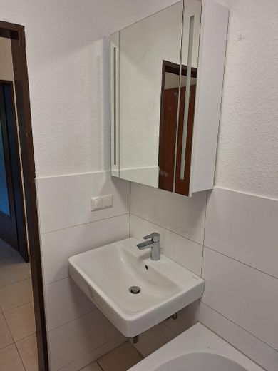 Bad mit Badewanne