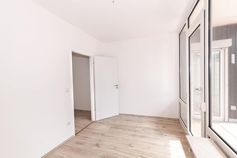 Luminoso appartamento di 4 locali in Lessingplatz – Esszimmer