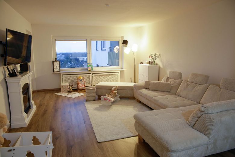Hochwertig renovierte 3-Zimmer-Wohnung mit TG-Stellplatz in ruhiger Lage von Erkrath-Unterfeldhaus – Foto 1