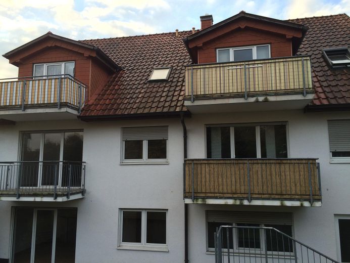 Gemütliche Wohnung - mit Fahrstuhl - in zentraler Lage von Waltershausen – फोटो 7