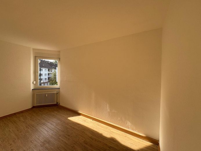 Wuppertal'da yaklaşık 38 m² büyüklüğünde aydınlık 1 odalı daire – Fotoğraf 2
