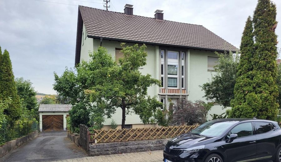 Casa plurifamiliare in posizione vicina al centro a Tauberbischofsheim – Foto 1