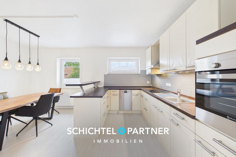 Brinkum |Sofort Einziehen: Modernisiertes Reihenhaus mit Süd-Garten – S&amp;P | Küche