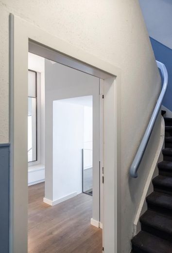 Ruime tuinmaisonnette over twee woonlagen in Hamburg-Eilbek – Wohnungseingang