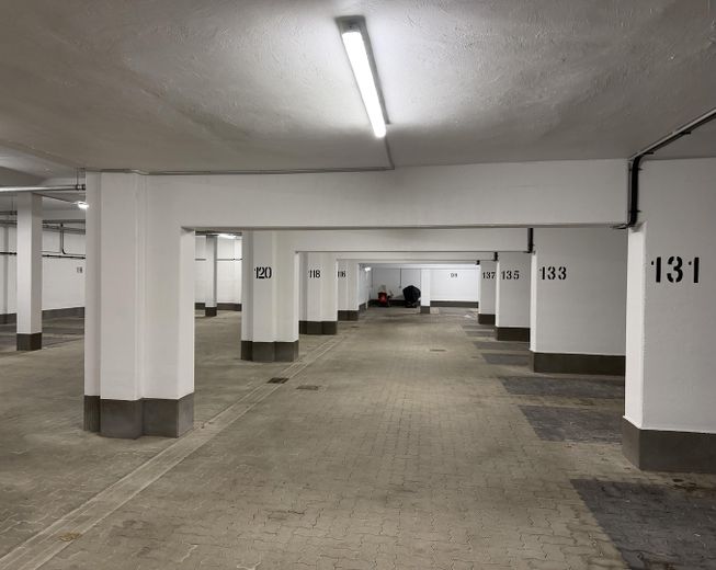 Tiefgaragenstellplatz Stellplatz in Eckernförde zu vermieten – Foto 1