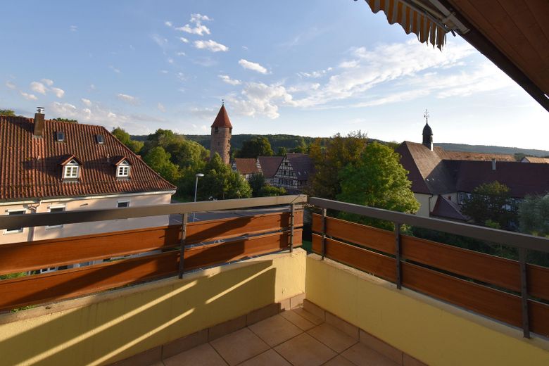 2 Zimmer Wohnung mit EBK und Balkon in Weil der Stadt – Balkon
