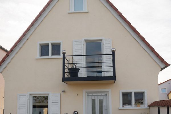 Çok yönlü bahçeye sahip geniş müstakil ev – aileler ve çok kuşaklı yaşam için ideal