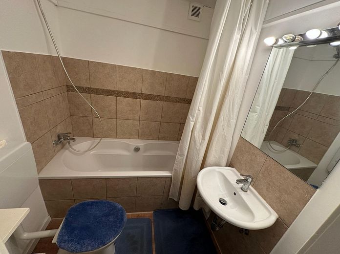 Attraktive Innenstadtlage in Düsseldorf - 3,5 Zimmer Wohnung – Badezimmer