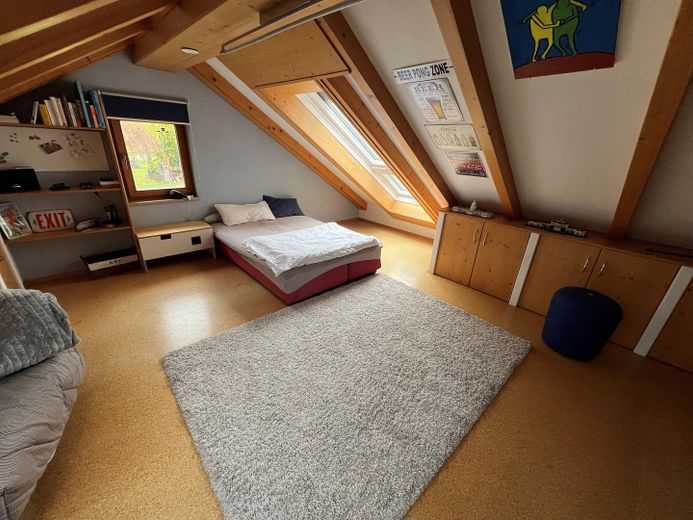 Schlafzimmer 3 (über Garage)