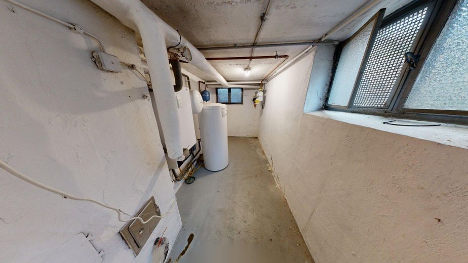 Kapitalanlage mit 2 Wohneinheiten, Gewerbe und Entwicklungspotenzial – Heizungsaufstellraum