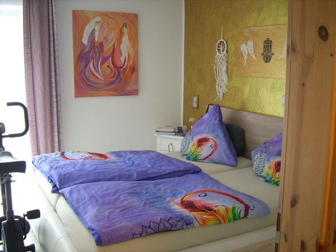 Einzigartige Lage! Freistehendes Einfamilienhaus am Waldesrand – Schlafzimmer
