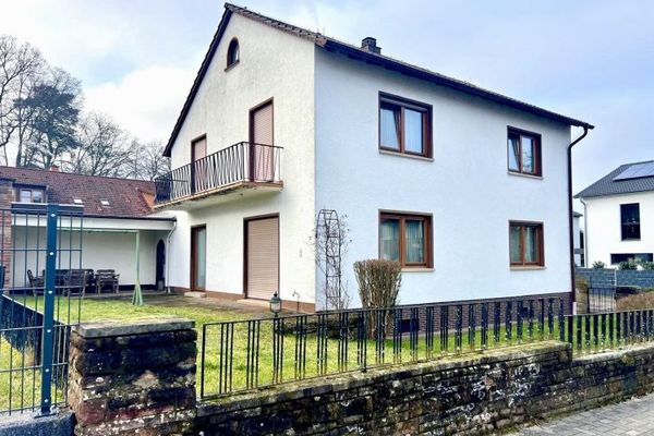 Uw gezinswoning in Weilerbach – ruim, licht en goed onderhouden!