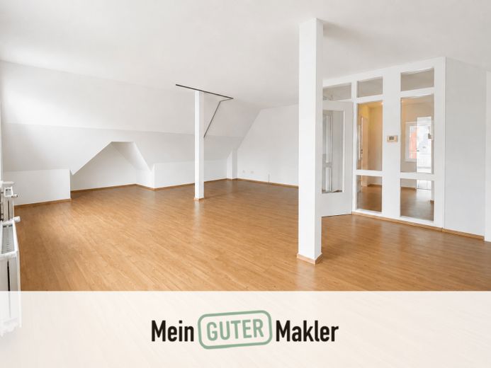 Stilvolle 2-Zimmer-Wohnung mit 89 m², großem Bad und viel Platz in zentraler Lage von Brake – फोटो 1