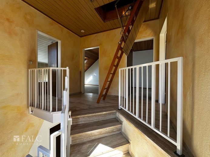 Nottuln nähe Münster - 5-Zimmer Doppelhaushälfte mit Garage, Garten und Keller – Treppenhaus oben
