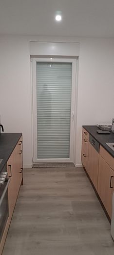 Moderne, frisch sanierte 1-Zimmer-Wohnung mit hochwertiger Ausstattung – Terrassenzugang