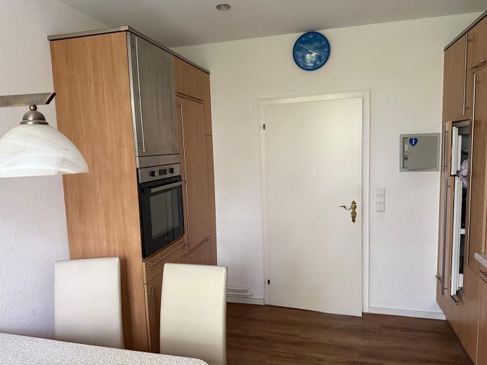 Wohnen mit Kamin, Terrasse und Garten – großzügige 3,5-Zimmer-Wohnung in Solingen – Фотографія 5