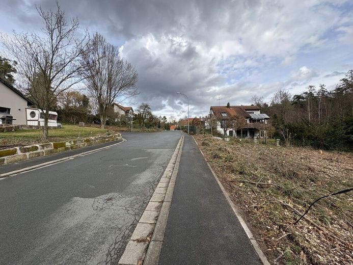 Röttenbach bei Heßdorf sehr schönes Baugrundstück mit ruhiger Waldrandlage – Baugrundstück Röttenbach 016