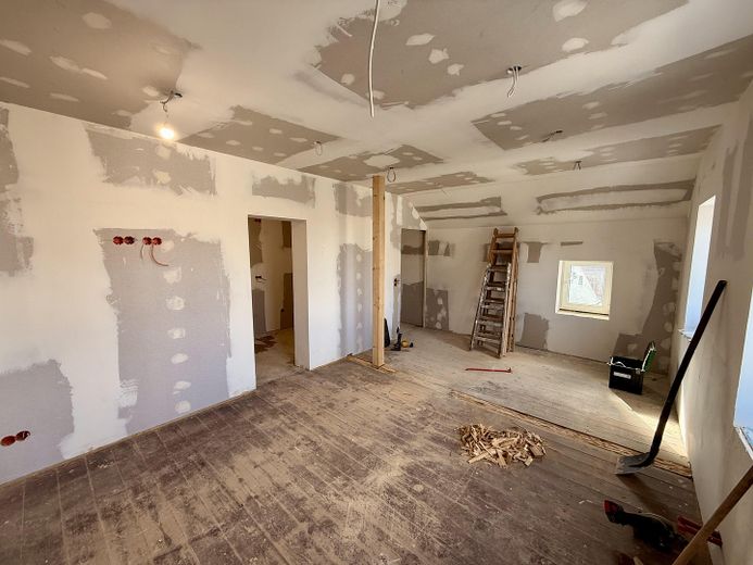 Wohnzimmer (aktueller Zustand)