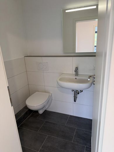3-Zimmer Wohnung (80qm) mit Balkon in Mainz-Gonsenheim – Gäste-WC