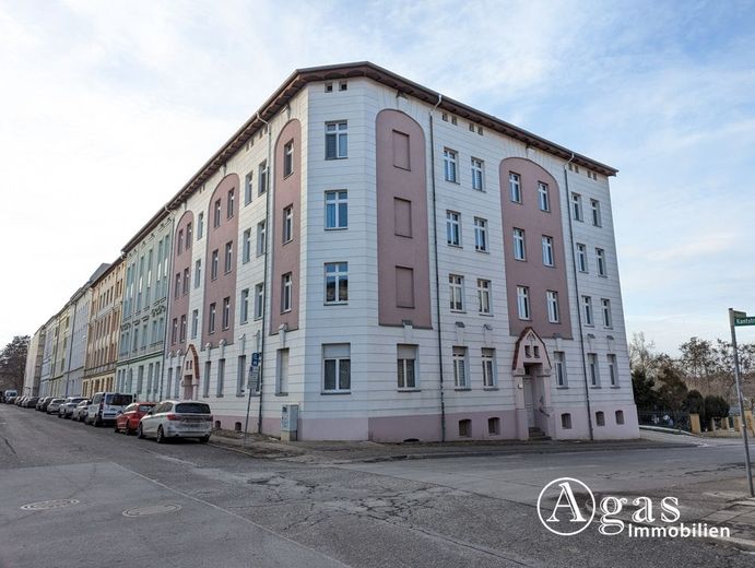 3-Zimmer-Erdgeschosswohnung mit Balkon und Keller in Eberswalde – Hausansicht
