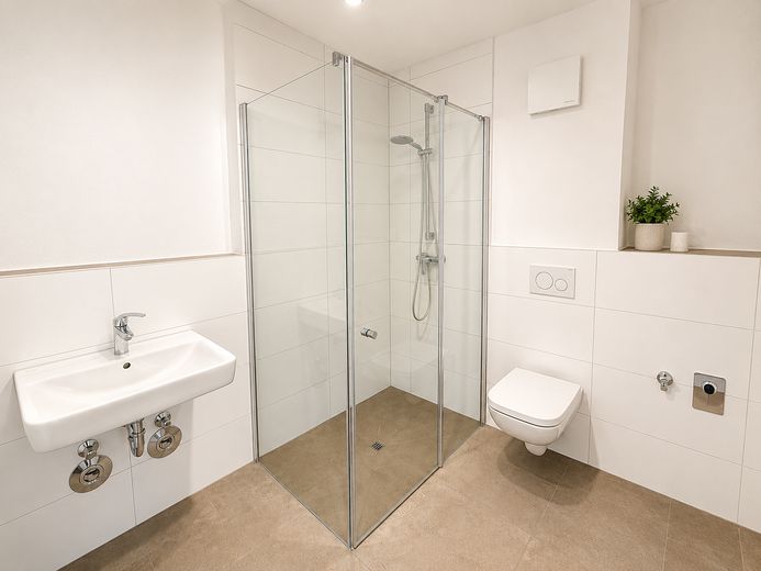 Neuwertige 4-Zimmer-Wohnung in Offenbach – Gast-WC